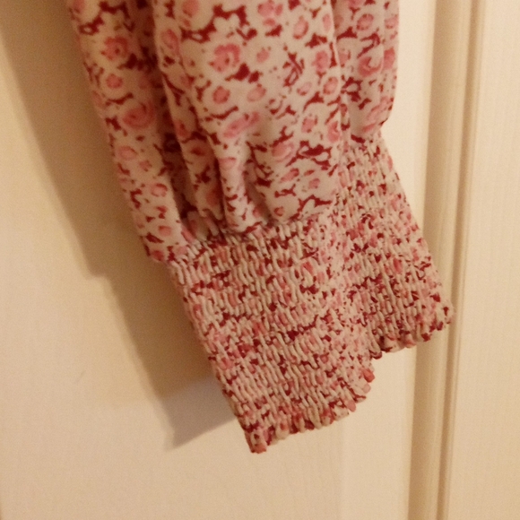 Fairycore Long Sleeve White With Pink Floral Print Button Blouse Size Medium - Picture 4 of 6